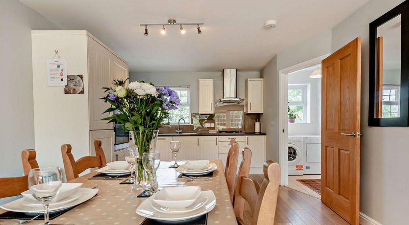 Photo of 2 Bed in Cosheston