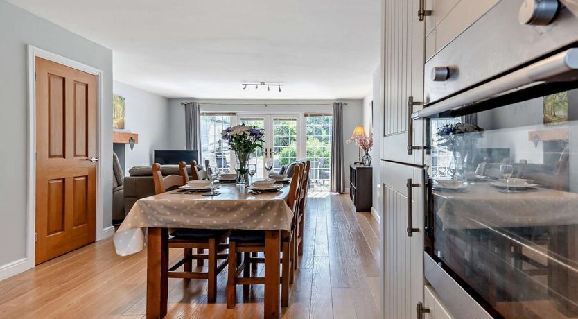 Photo of 2 Bed in Cosheston