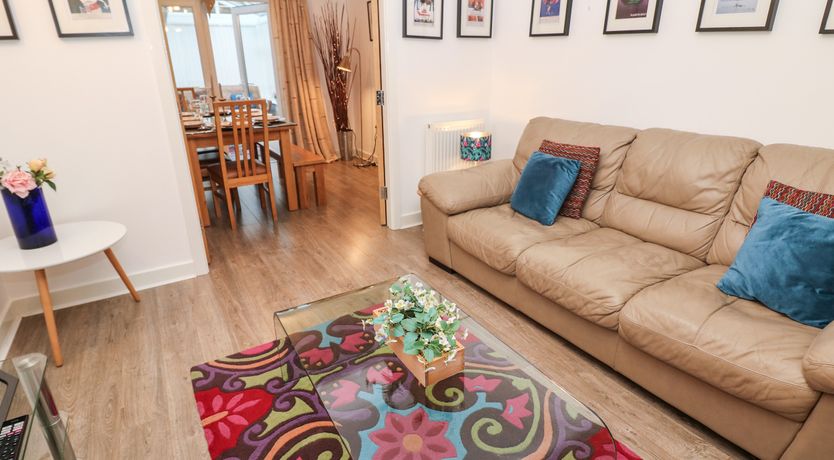 Photo of 2 Carr Farm Close