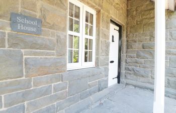School House Holiday Cottage