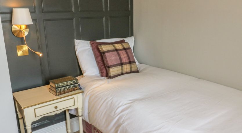 Photo of Magistrates Chambers