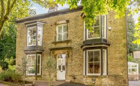 Photo of House in Derbyshire