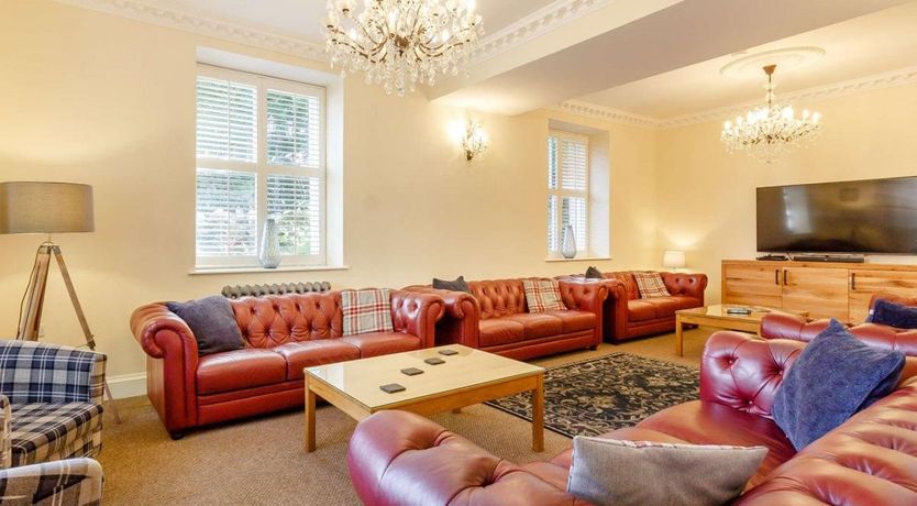 Photo of 9 Bed in Buxton