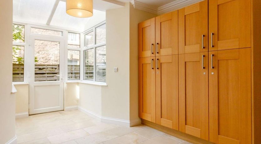 Photo of 9 Bed in Buxton