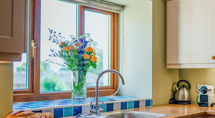 Photo of 5 Bed in Blaenplwyf