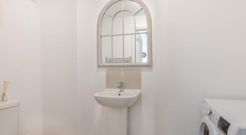 Photo of 3 Bed in Appledore