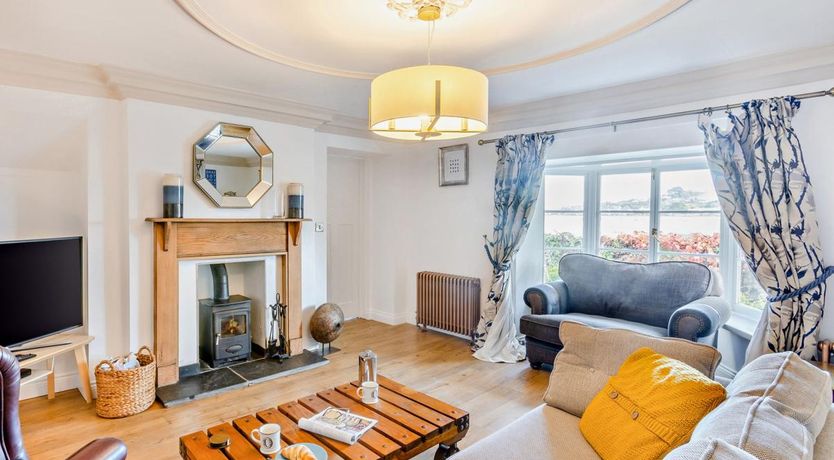 Photo of 3 Bed in Appledore