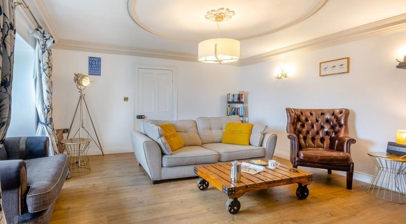 Photo of 3 Bed in Appledore