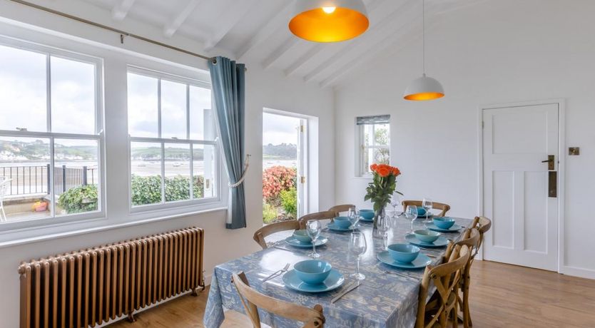 Photo of 3 Bed in Appledore