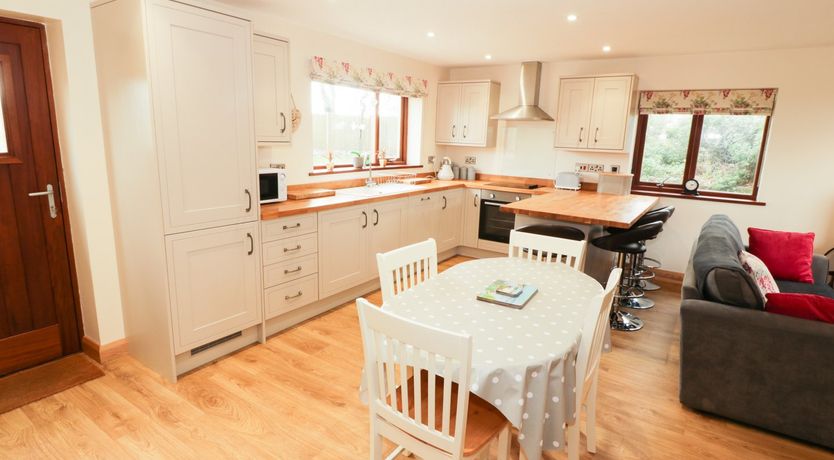 Photo of Bodneithior