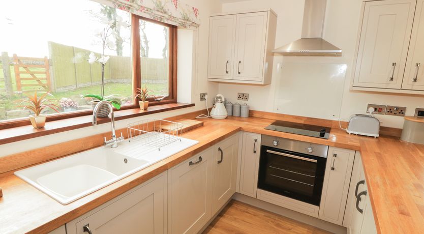 Photo of Bodneithior