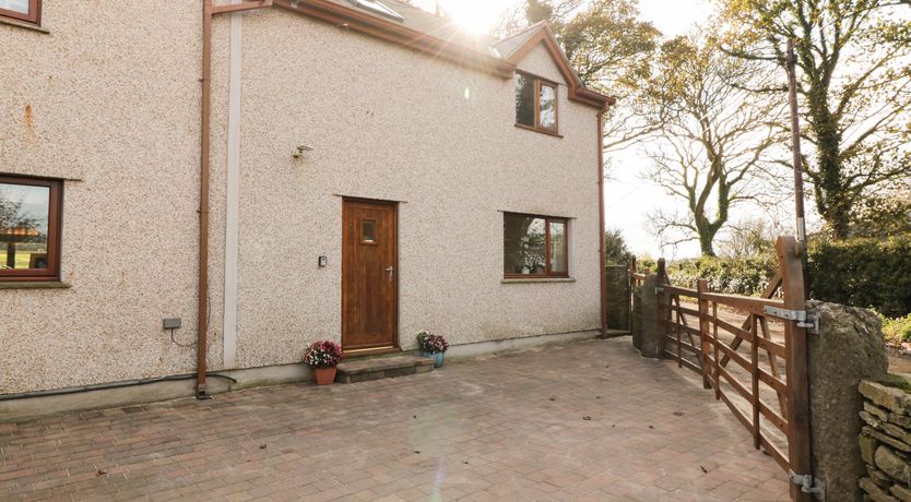 Photo of Bodneithior