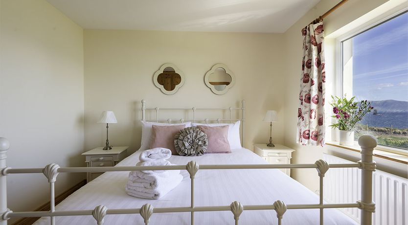 Photo of Clifftop House - At the edge of the world!