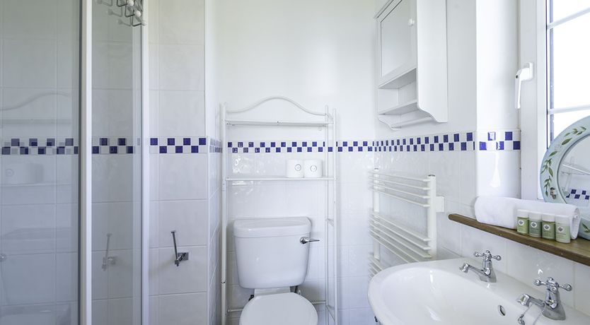 Photo of Clifftop House - At the edge of the world!