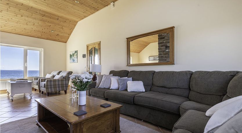 Photo of Clifftop House - At the edge of the world!