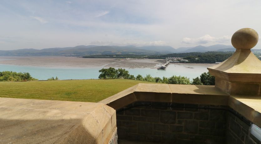 Photo of Bryn Mel Apartment