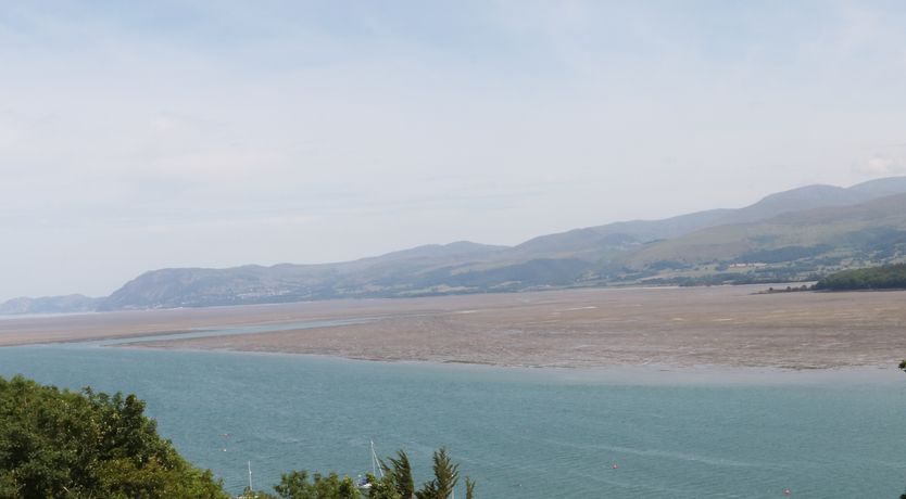 Photo of Bryn Mel Apartment