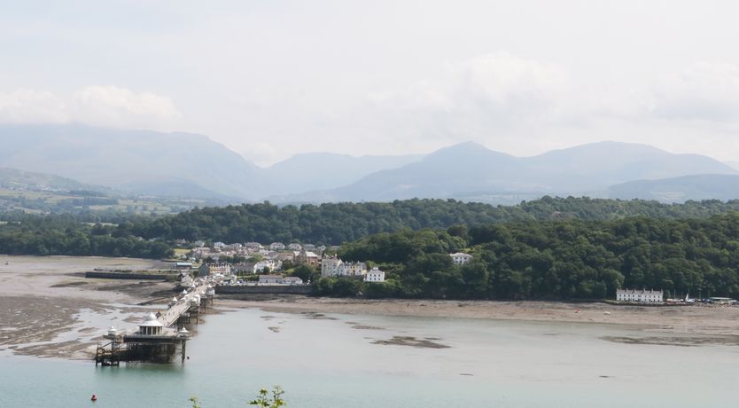 Photo of Bryn Mel Apartment