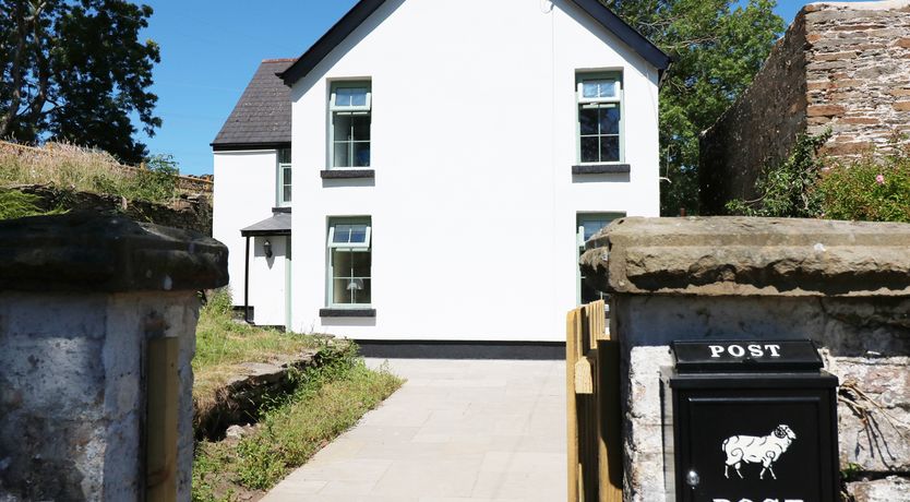 Photo of Ty Ffarm at Gellilwch