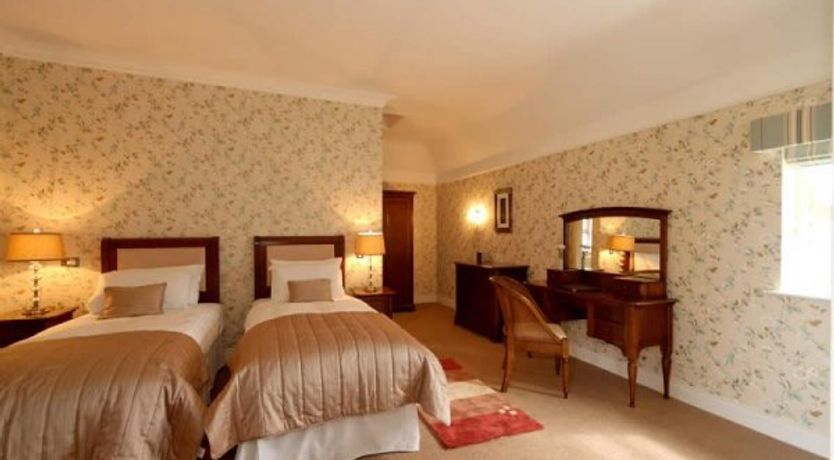 Photo of Red Cliff Lodge