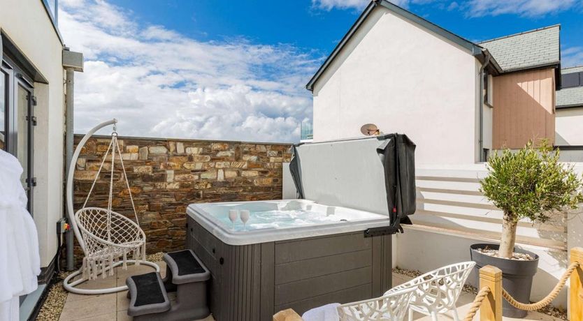 Photo of 3 Bed in Westward Ho