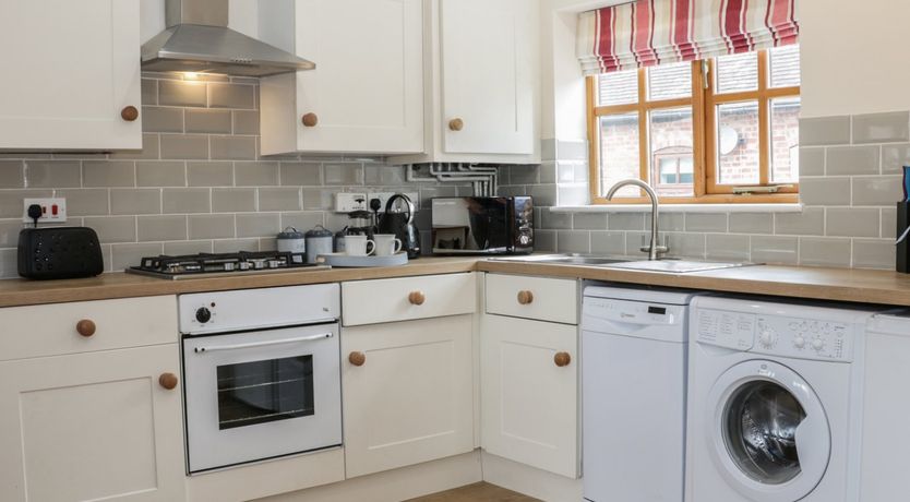 Photo of Old Hall Barn 1