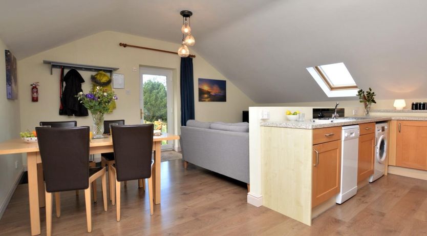 Photo of 2 Bed in Beaminster