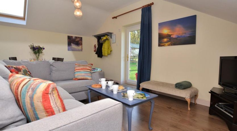 Photo of 2 Bed in Beaminster