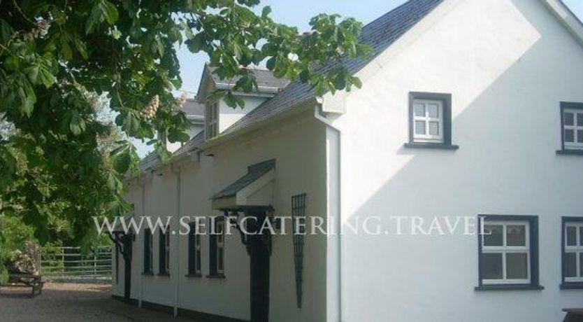 Photo of Cottages on Lough Inchiquin