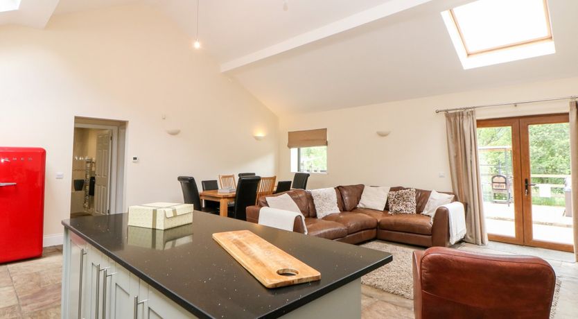 Photo of 2 Pheasant Lane