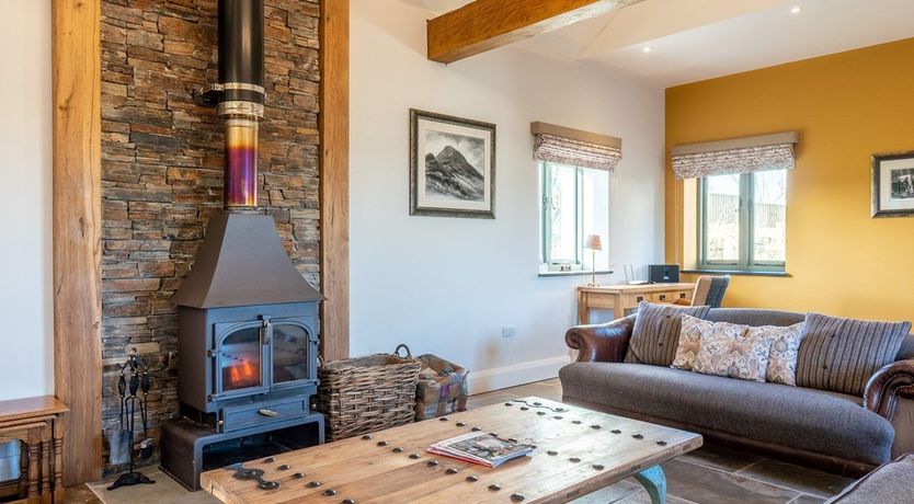 Photo of 4 Bed in Llannefydd