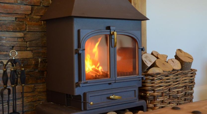 Photo of 4 Bed in Llannefydd