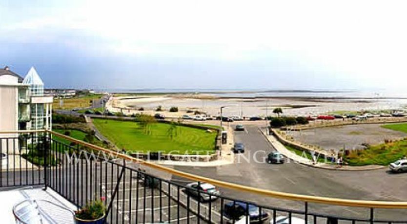 Photo of Salthill Galway Bay. Arus Grattan