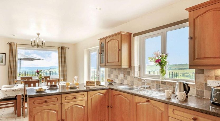 Photo of 4 Bed in Nantglyn