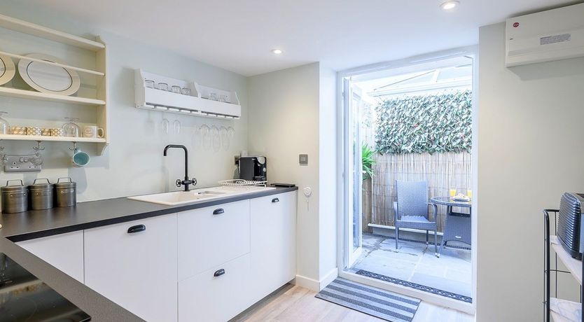 Photo of 1 Bed in Northam