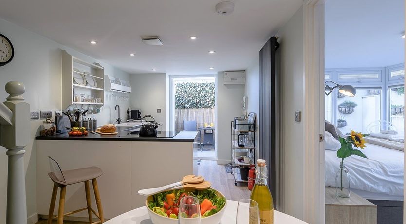 Photo of 1 Bed in Northam