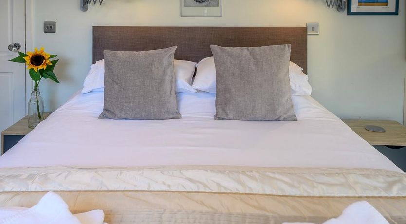 Photo of 1 Bed in Northam