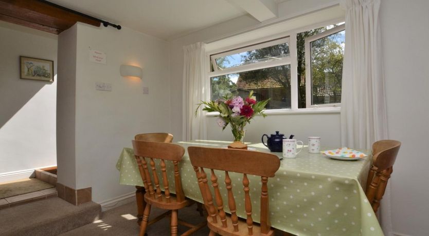 Photo of 2 Bed in Beaminster