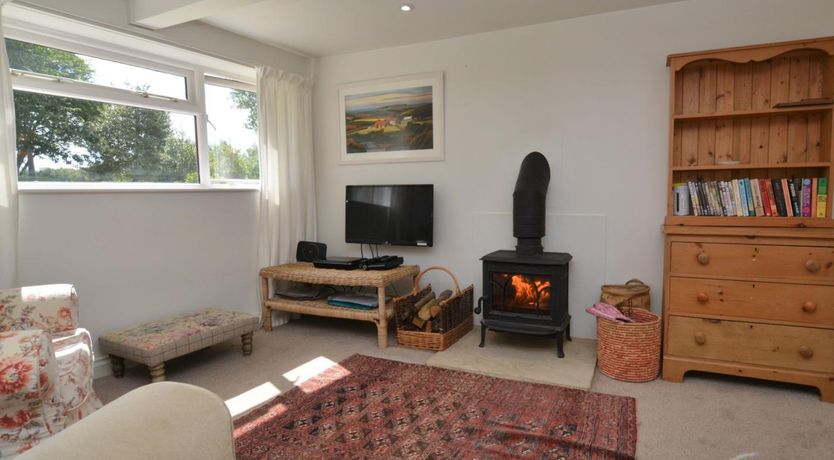 Photo of 2 Bed in Beaminster