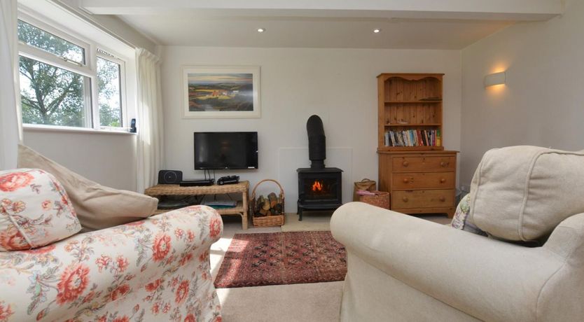 Photo of 2 Bed in Beaminster