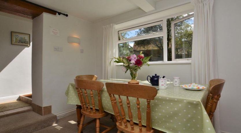 Photo of 2 Bed in Stoke Abbott