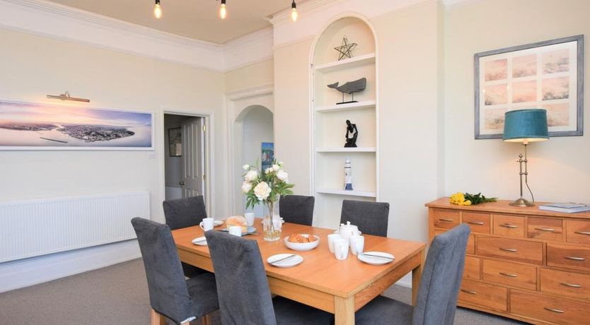 Photo of 3 Bed in Cowes