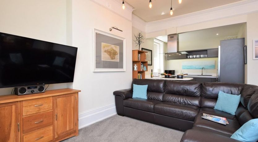 Photo of 3 Bed in Cowes