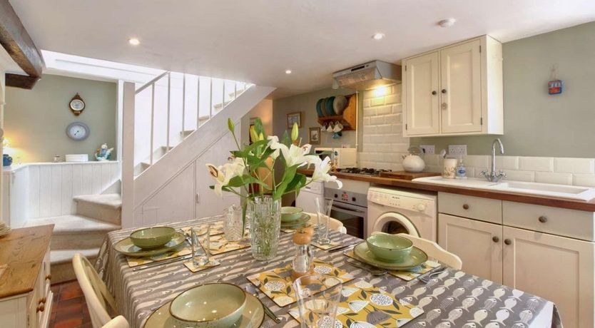 Photo of 2 Bed in Appledore