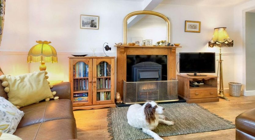 Photo of 2 Bed in Appledore