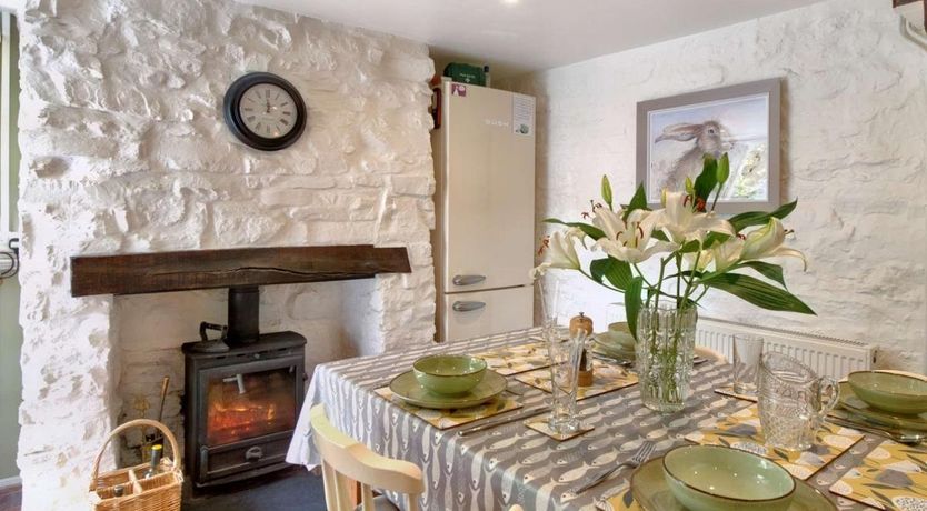 Photo of 2 Bed in Appledore