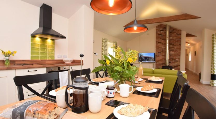 Photo of 3 Bed in Alford