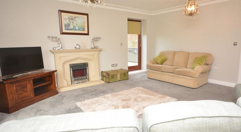 Photo of 3 Bed in South Molton