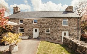 Photo of Cefn Uchaf Cottage