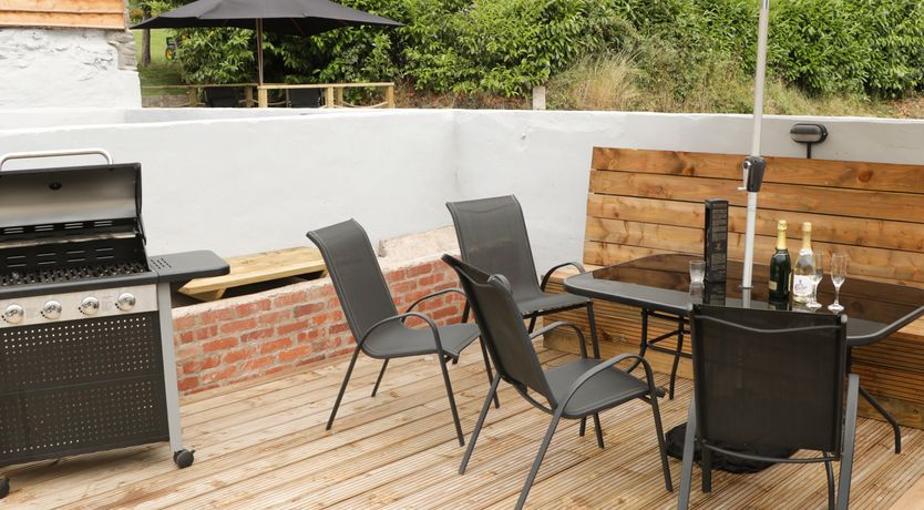 Photo of Rhianwen, Plas Moelfre Hall Barns